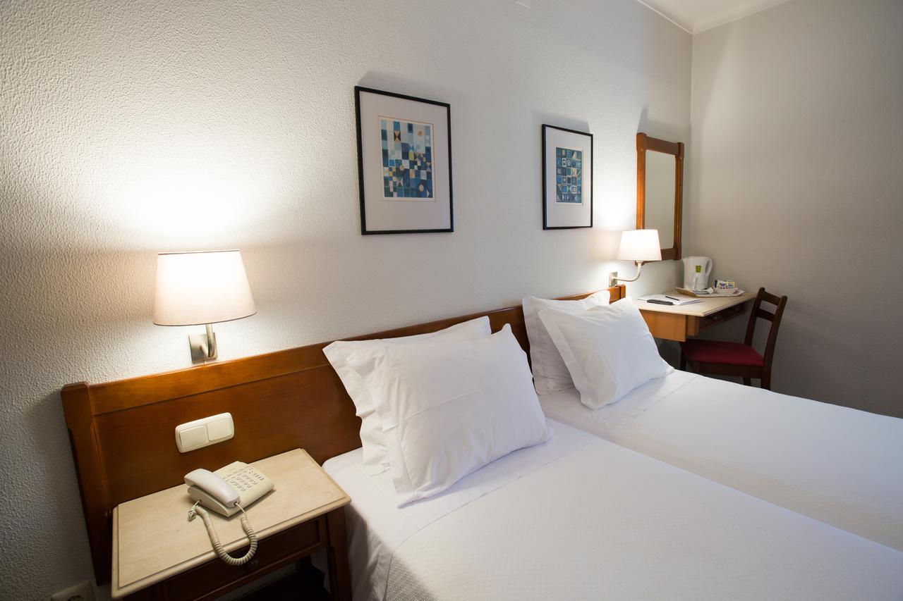 Hotel Solaris Setubal Bagian luar foto
