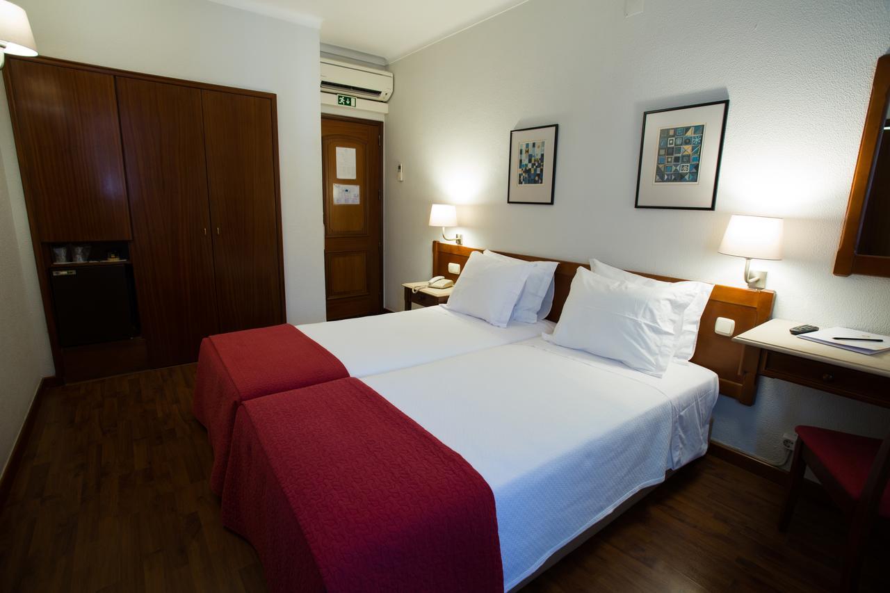 Hotel Solaris Setubal Bagian luar foto