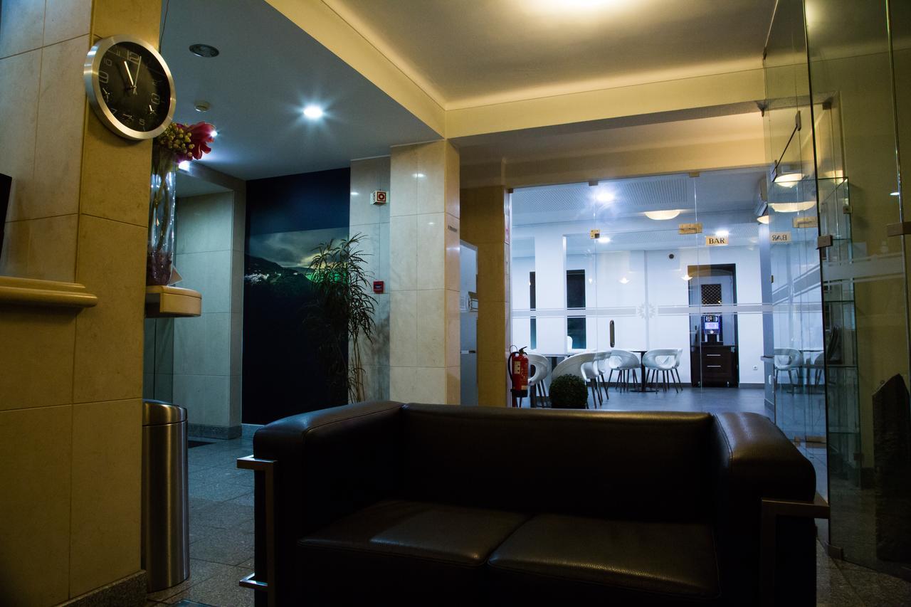 Hotel Solaris Setubal Bagian luar foto