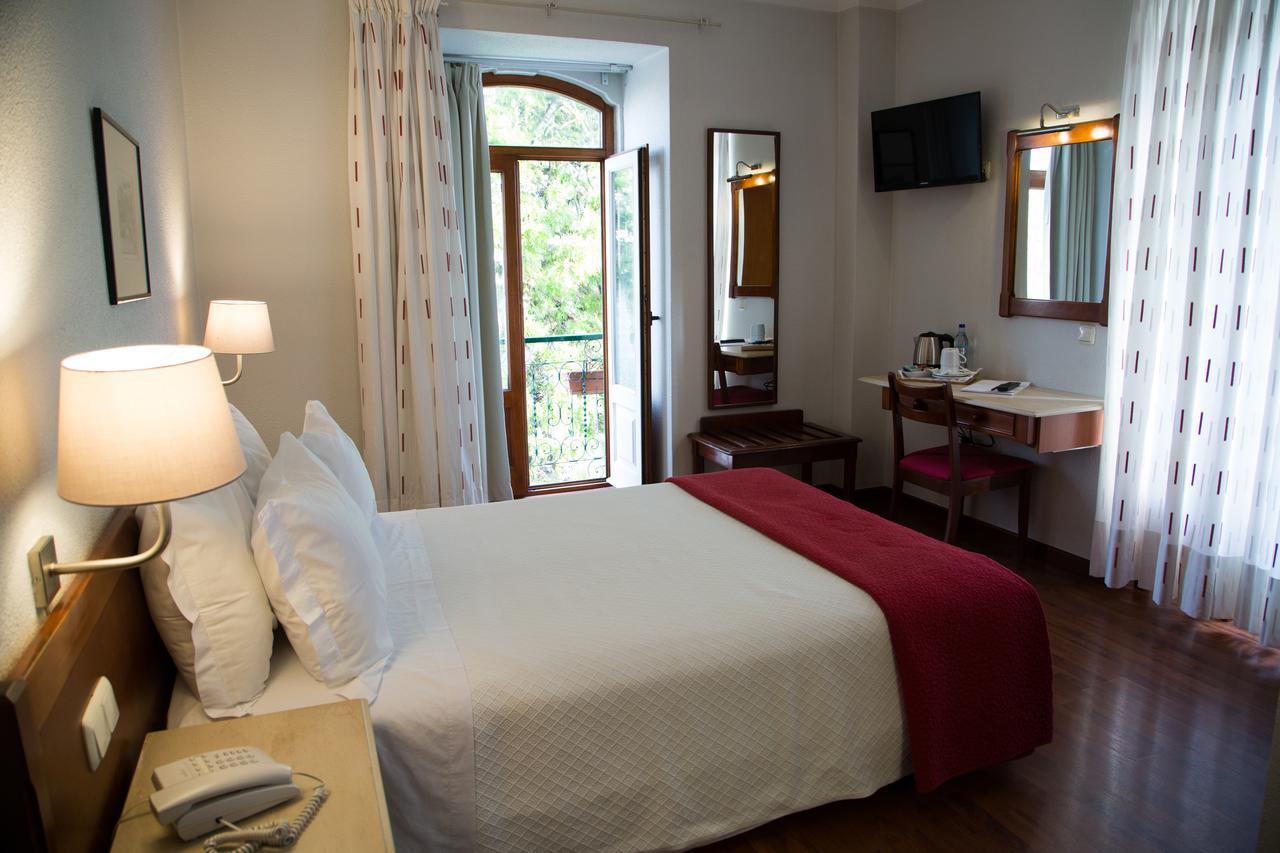 Hotel Solaris Setubal Bagian luar foto