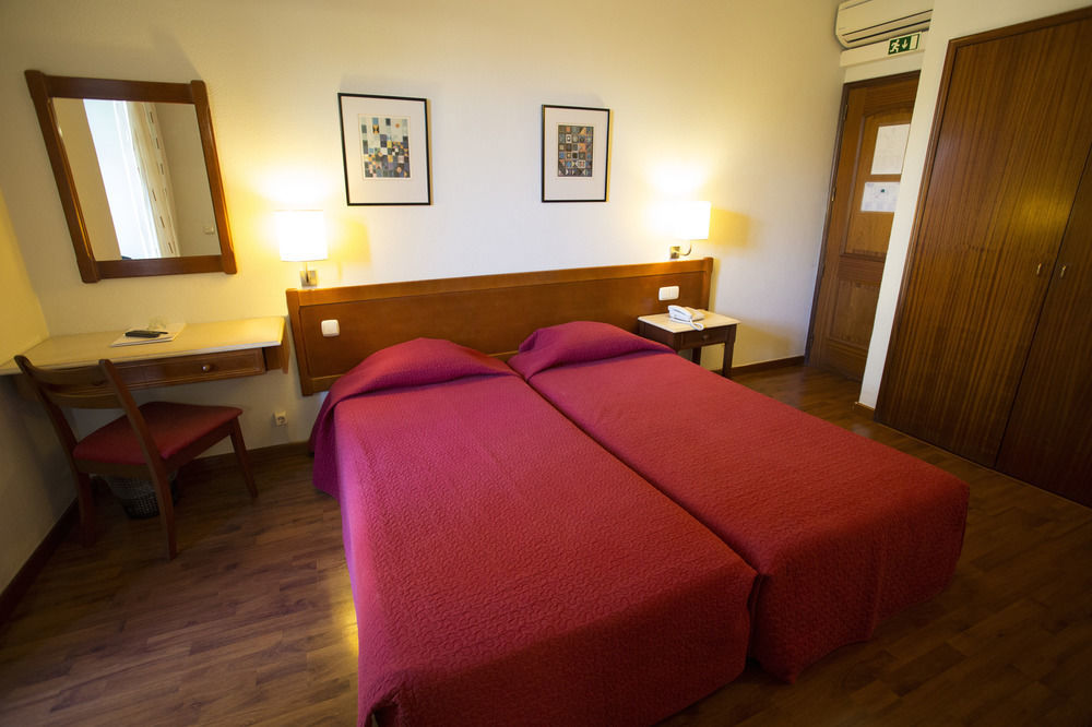 Hotel Solaris Setubal Bagian luar foto